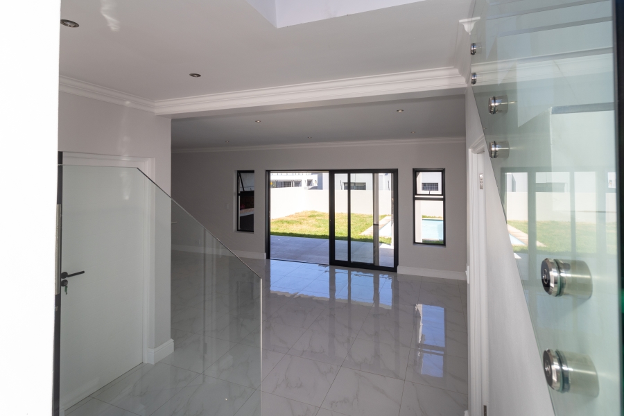 3 Bedroom Property for Sale in Sandown Western Cape